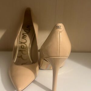 Sam Edelman Nude Patent Leather Pumps – Size 8.5 – Classic & Elegant
